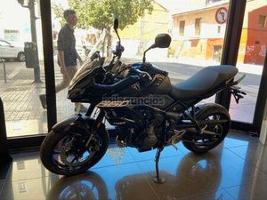 TRIUMPH - TIGER SPORT 660