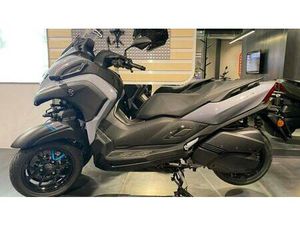 VENDO YAMAHA TRICITY 300 (2021 - 24) NUOVA A FIRENZE (CODICE 8919456) - MOTO.IT