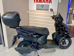 RAYZR 125 MIT TOPCASE