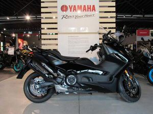YAMAHA TMAX 560 TECHMAX *VORFÜHRER - 5 JAHRE GARANTIE*