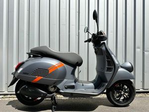 VESPA GTV 310 E5+ GRAU MATT SOFORT!