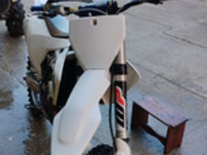 HUSQVARNA FC 250