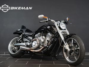 HARLEY-DAVIDSON V-ROD MUSCLE VANCE & HINES COMPETITION • 2010