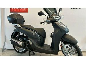 VENDO HONDA SH 300 I ABS (2016 - 20) USATA A SONDRIO (CODICE 9716419) - MOTO.IT