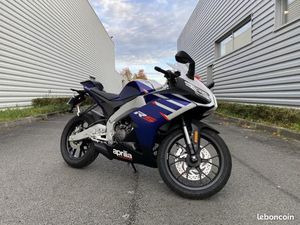 APRILIA RS 125 0 KILOMETRES UNIQUEMENT SUR LE STOCK EN MAG