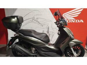 VENDO PIAGGIO BEVERLY 300 I.E. ABS-ASR (2016 - 20) USATA A GENOVA (CODICE 9717432) - MOTO.IT