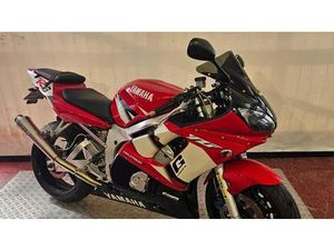 VENDO YAMAHA YZF R6 (2001 - 02) USATA A ROSTA (CODICE 9717795) - MOTO.IT