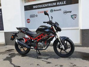 BENELLI BN 125 E5+ ČERNÁ SKLADEM