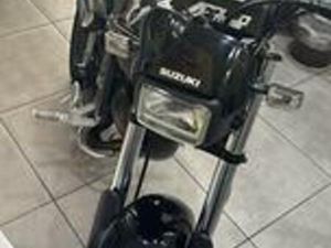 SUZUKI STREET MAGIC 50