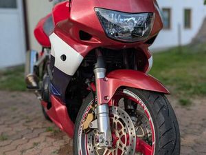 HONDA VTR1000F - WENIG KM, GRIFFHEIZUNG, BUGSPOILER