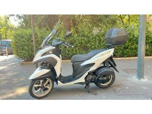 YAMAHA TRICITY 125 PRONTO PER PARTIRE SUBITO ?