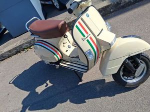 VESPA PX80 EINGETRAGEN 198 CCM,TOP,AUS SAMMLUNG.