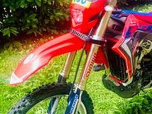 HONDA CRF 450 R TARGATO