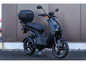 PEUGEOT E-LUDIX ELEKTRO ROLLER INKL. TOPCASE BOSCH-SYSTEM
