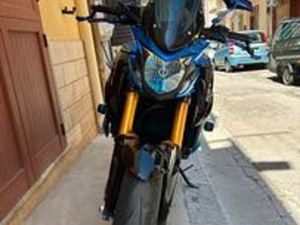 SUZUKI GSX-S750