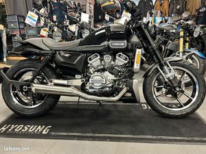 HYOSUNG GV 125 X BOBBER NEUVE