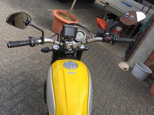 DUCATI SCRAMBLER ICON 800