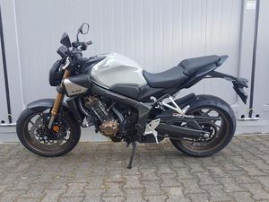 HONDA CB650R E- CLUTCH