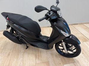 PIAGGIO MEDLEY 125 E5+ SPORT INCL.TOPCASE