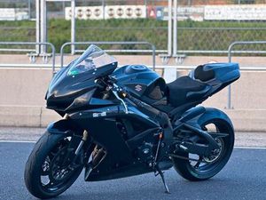 SUZUKI GSXR 600 2010 AVEC CG, OHLINS TTX 36