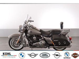 HARLEY-DAVIDSON ROAD KING CLASSIC FLHRC MIT WILBERS FAHRWERK