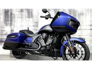 VENDO INDIAN CHALLENGER 1768 DARK HORSE (2021 - 25) NUOVA A CASALGRASSO (CODICE 9723428) - MOTO.IT