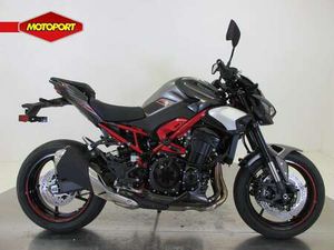 KAWASAKI Z 900 70KW ROOD