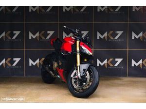 DUCATI STREETFIGHTER