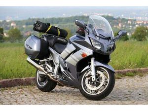 YAMAHA FJR 1300