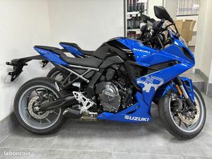 SUZUKI GSX 8 R GSX-8R GSX8R A2 800 CM3