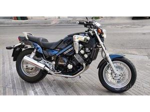 YAMAHA FZX 750