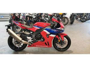HONDA CBR1000RR FIREBLADE 2025 INKL. 6 JAHRE GARANTIE