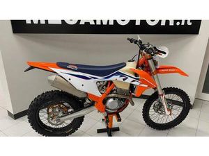 VENDO KTM 250 EXC-F SIX DAYS (2023) USATA A MOZZATE (CODICE 9726256) - MOTO.IT