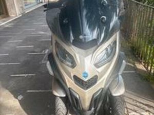 PIAGGIO MP3 400 HPE 2023 FULL OPTIONAL PERMUTE