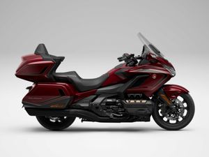 2025 HONDA GL1800 GOLD WING TOUR DCT FOR SALE IN STRATFORD UPON AVON