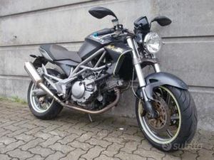CAGIVA RAPTOR 650 DEL 2007 COMPRESO TRAPASSO-TAGLI