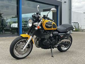 TRIUMPH THUNDERBIRD SPORT 900 GEEL