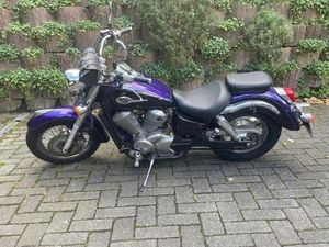 WUNDERSCHÖNE HONDA SHADOW VT 750 - ORIGINALZUSTAND, WENIGE KM
