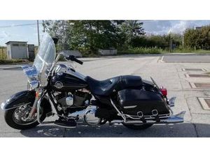 VENDO HARLEY-DAVIDSON 1584 ROAD KING CLASSIC (2007 - 11) - FLHRCI USATA A FERRARA (CODICE 9730579) - MOTO.IT