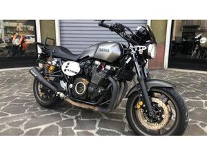 VENDO YAMAHA XJR 1300 RACER (2015 - 17) USATA A VERONA (CODICE 9731069) - MOTO.IT