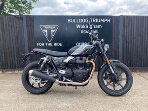 TRIUMPH SPEED TWIN 900 900 CC