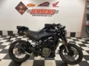 HUSQVARNA SVARTPILEN 401