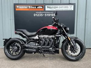 TRIUMPH ROCKET III STORM R