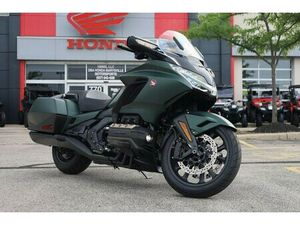 2024 HONDA® GOLD WING AUTOMATIC DCT