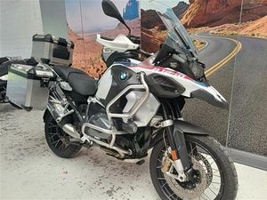 BMW R 1250 GS ADVENTURE ALUKOFFER UND ALUTOP