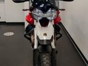 MOTO GUZZI V85 TT BORSE LATERALI, CAVALLETTO CENTR