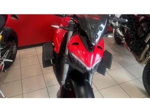 VENDO DUCATI STREETFIGHTER V4 1100 (2021 - 22) USATA A CHERASCO (CODICE 9732692) - MOTO.IT