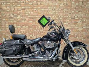 HARLEY-DAVIDSON HERITAGE CLASSIC