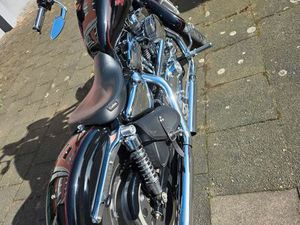 HARLEY-DAVIDSON SPORTSTER 1200 CUSTOM XL1