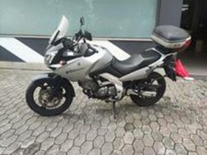 SUZUKI VSTROM 650